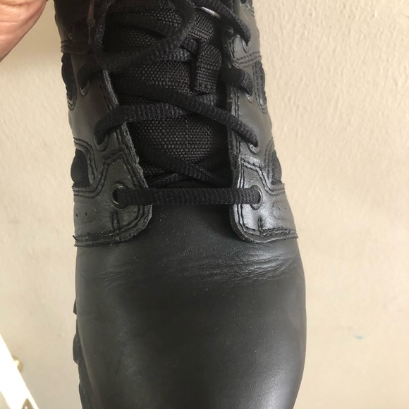 Mens work boots sold out - Picture 2 of 6